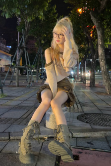 机长脔到她哭H粗话H动漫